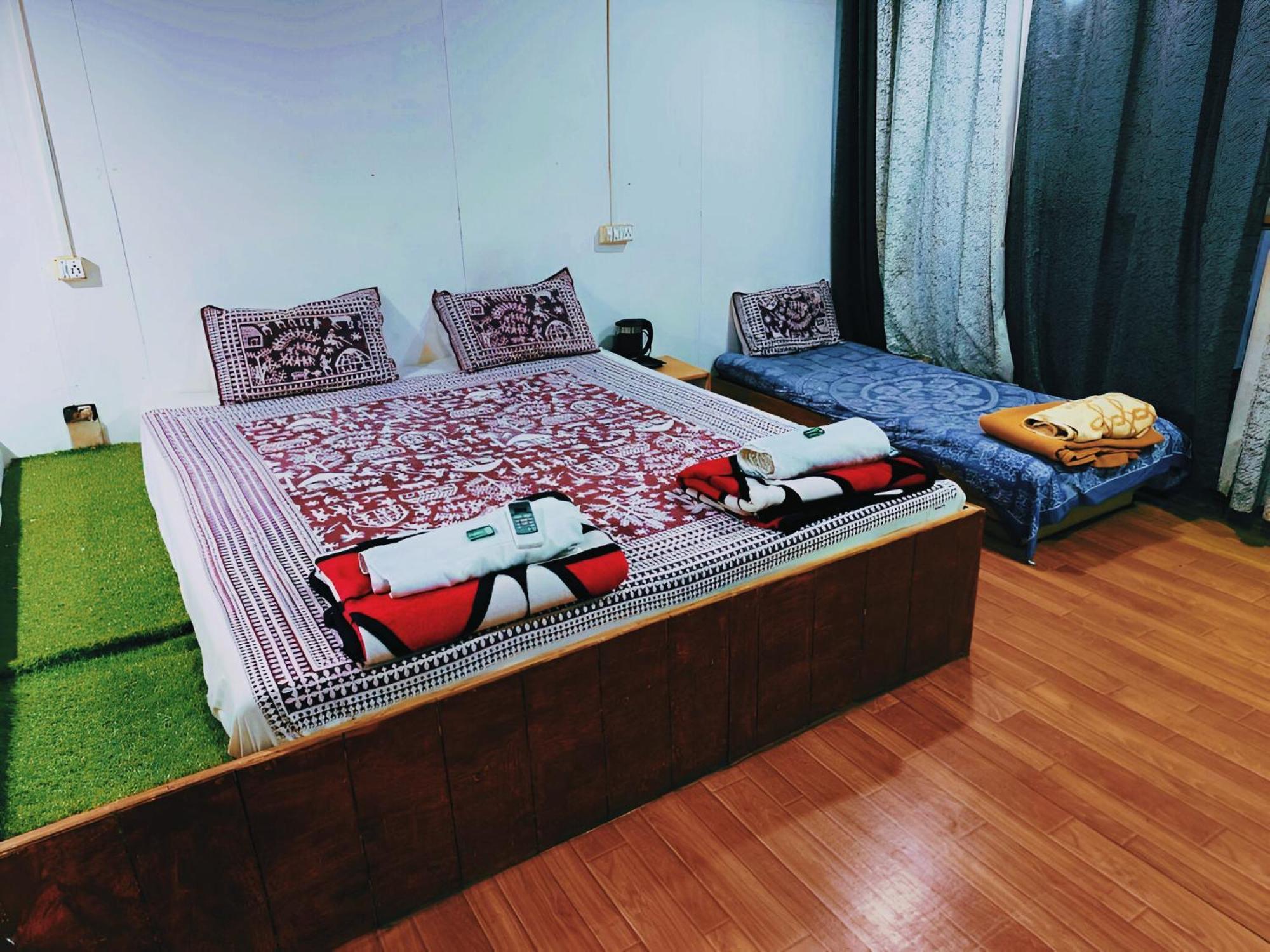 Forrest Homestay Villa Bhor Exterior foto